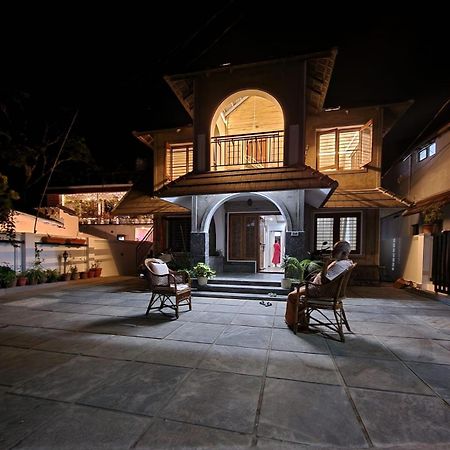 Mickey Homestay Thekkady Buitenkant foto